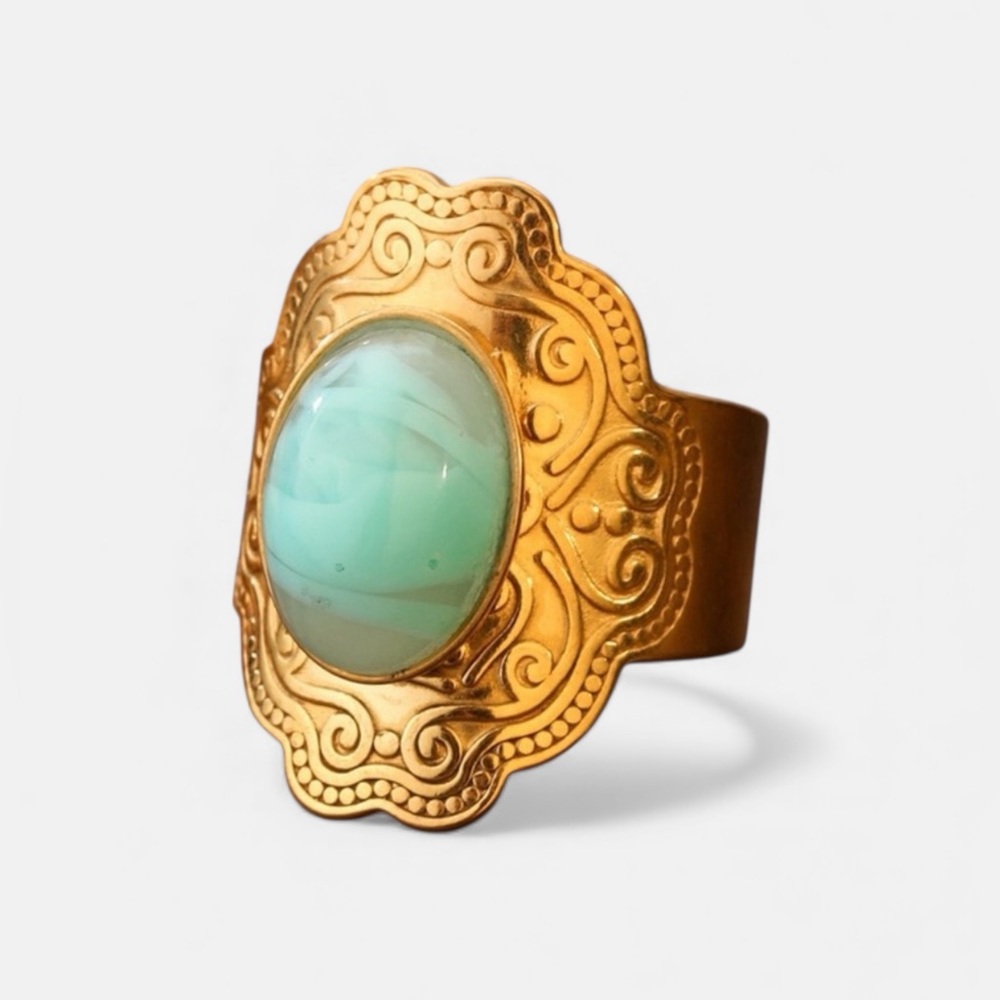 Victorian Style Gold and Turquoise Ring